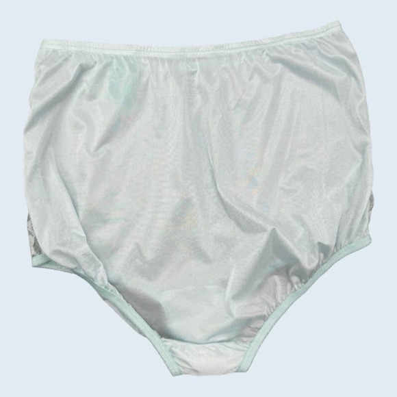 Vanity Fair Womens Lace Nouveau Brief - Picture 3 of 6